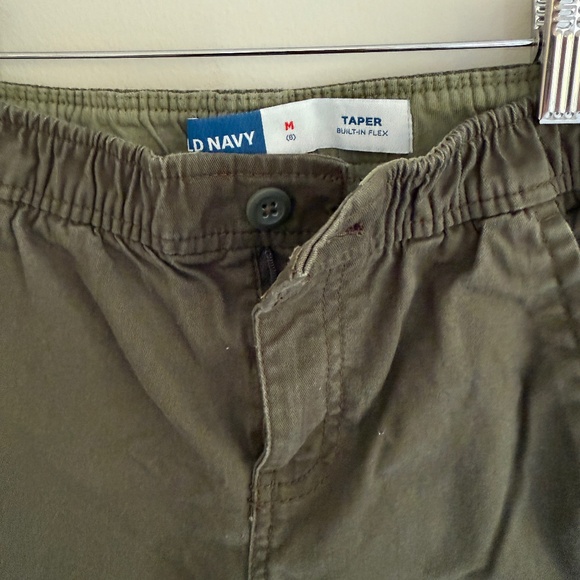 Old Navy Taper Boys Chinos Size M (8) in Olive Green. - Picture 2 of 3